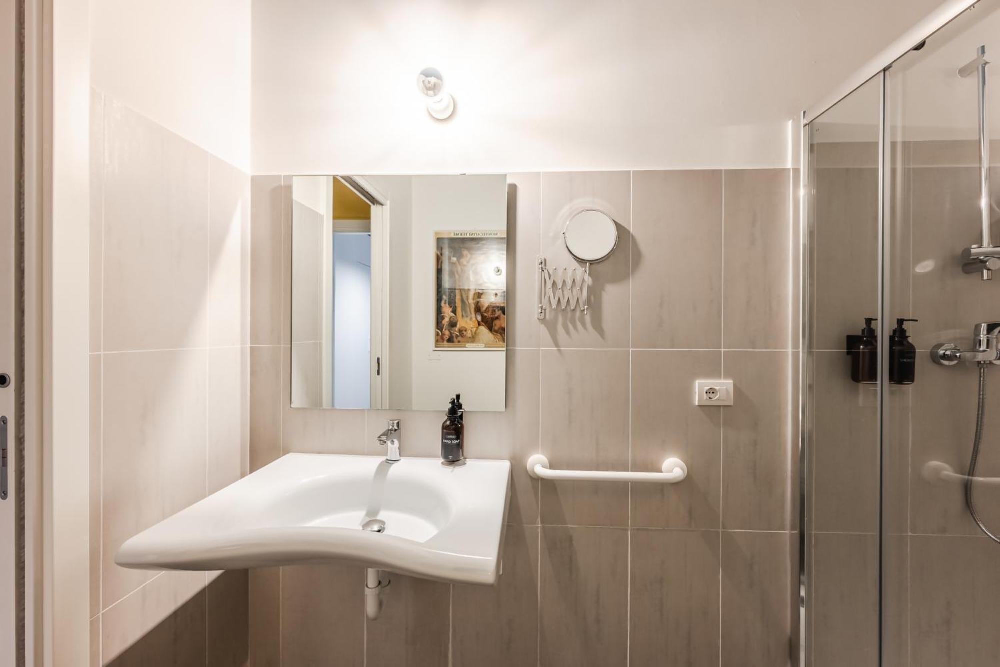 Infinity Suite Verona Free Parking المظهر الخارجي الصورة